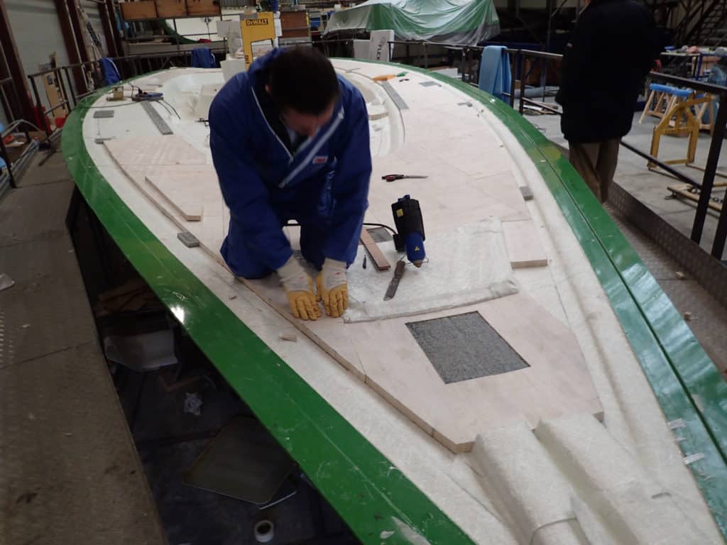 Sailboat balsa core