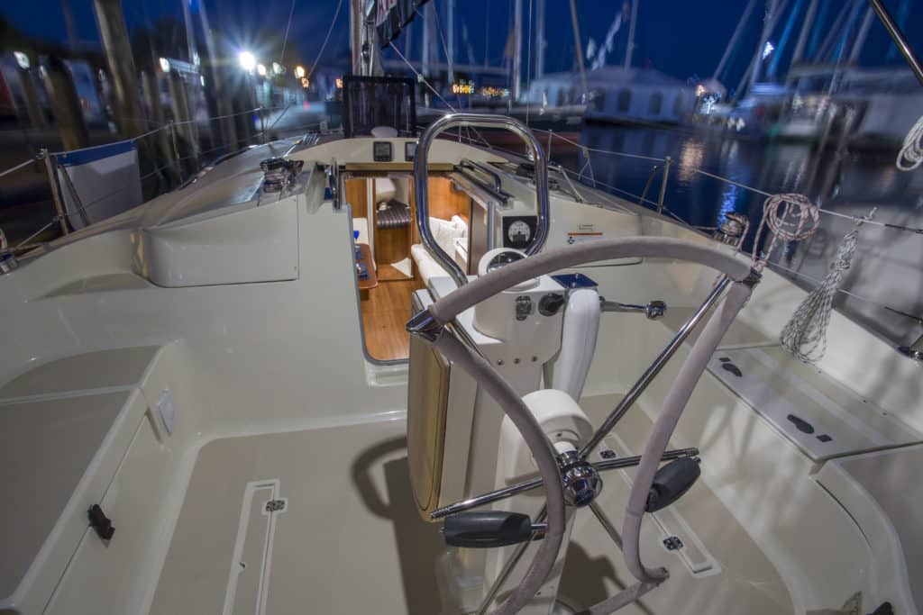 Marlow Hunter 31