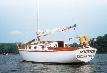 cape dory 28 powerboat