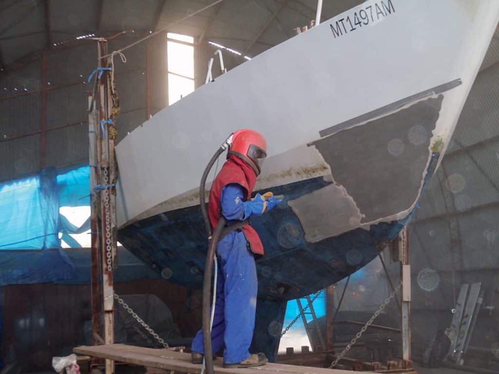 sandblasting the hull