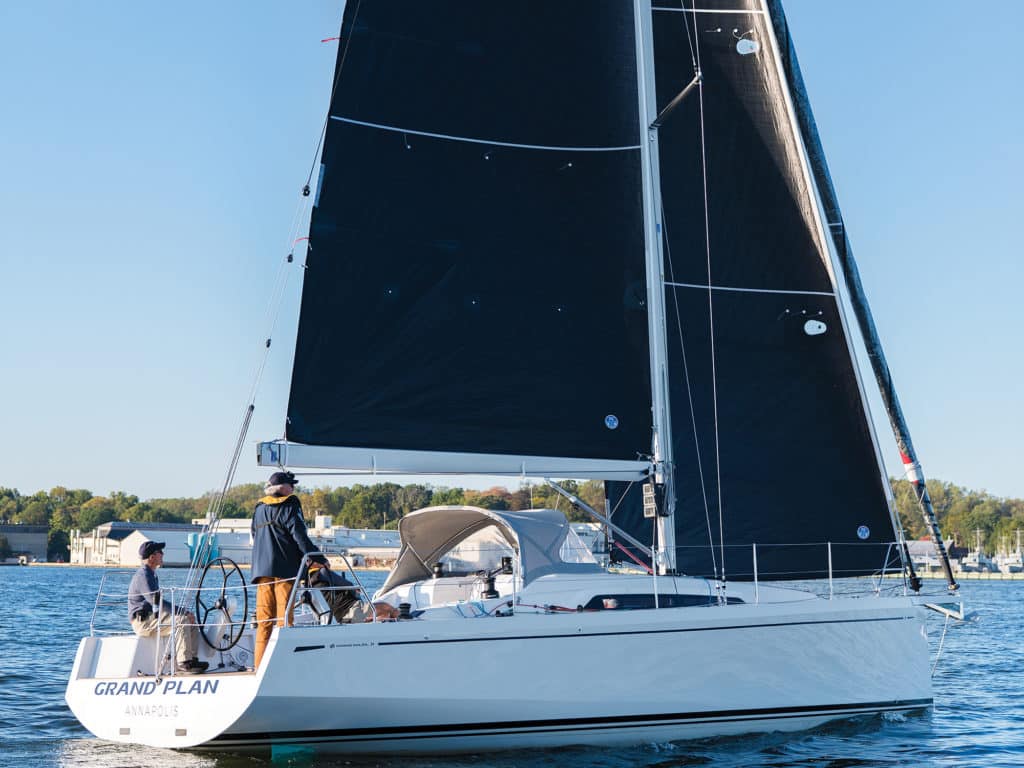 Grand Soleil 34