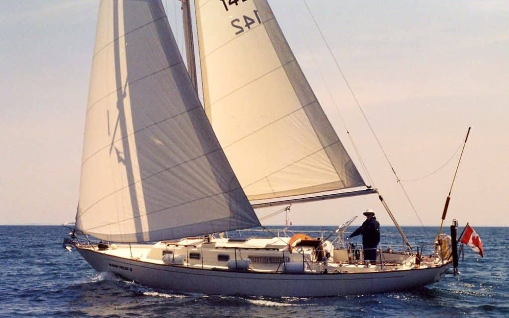 sailboatdata alberg 37