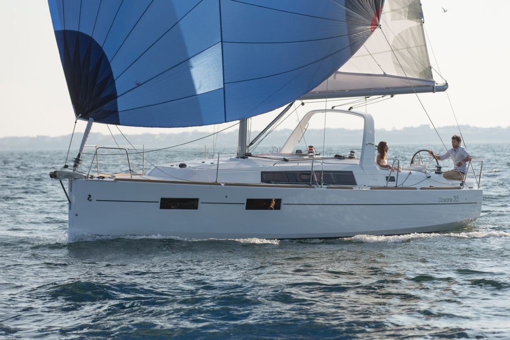 Beneteau Oceanis 35