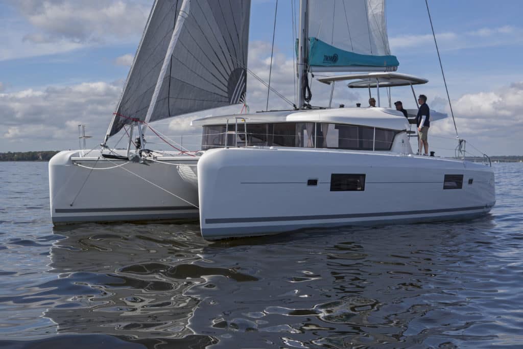 Lagoon 42