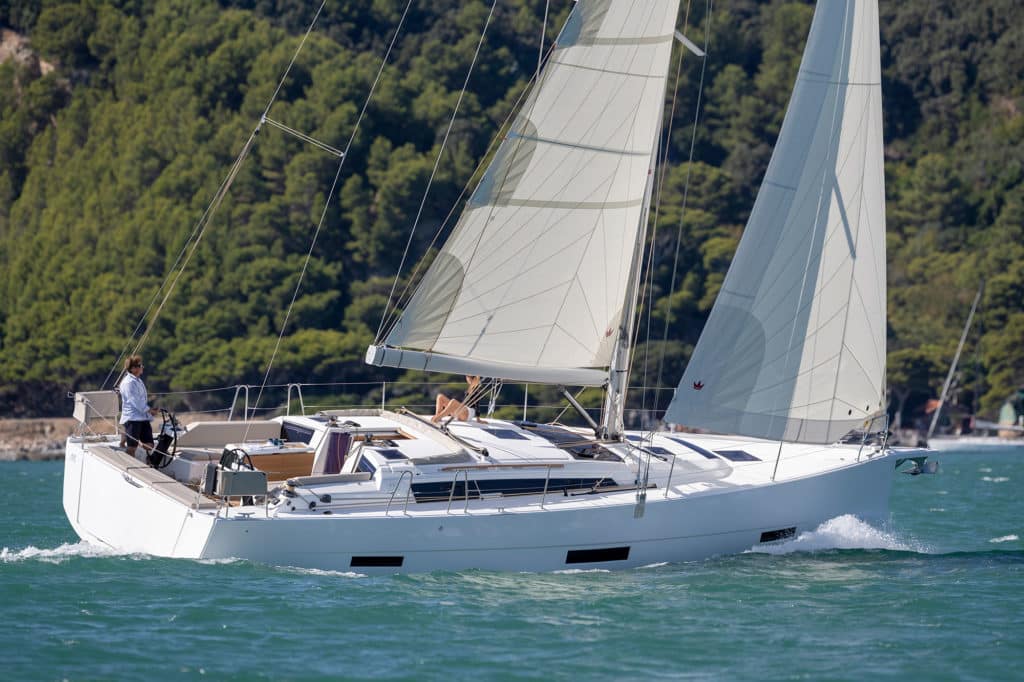 Dufour Yachts 430 with mainsail and jib