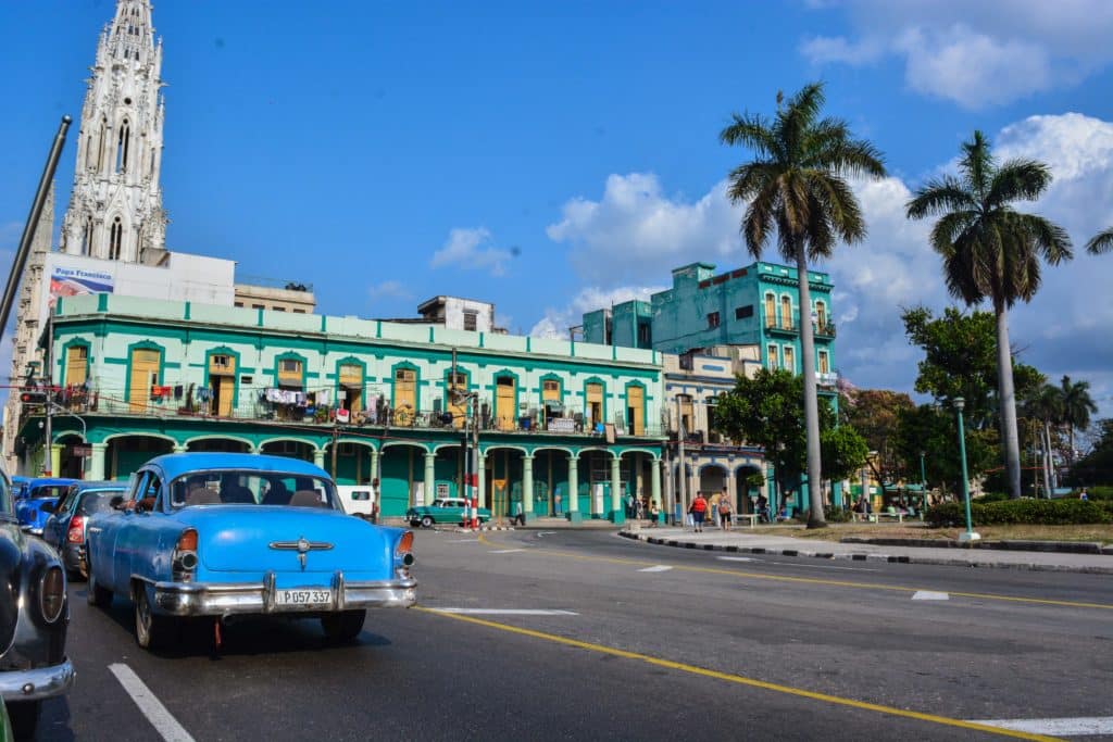 Sailing Cuba