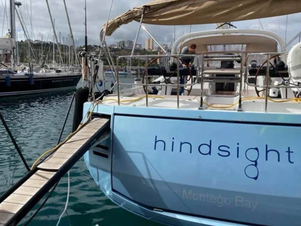 Hindsight boat