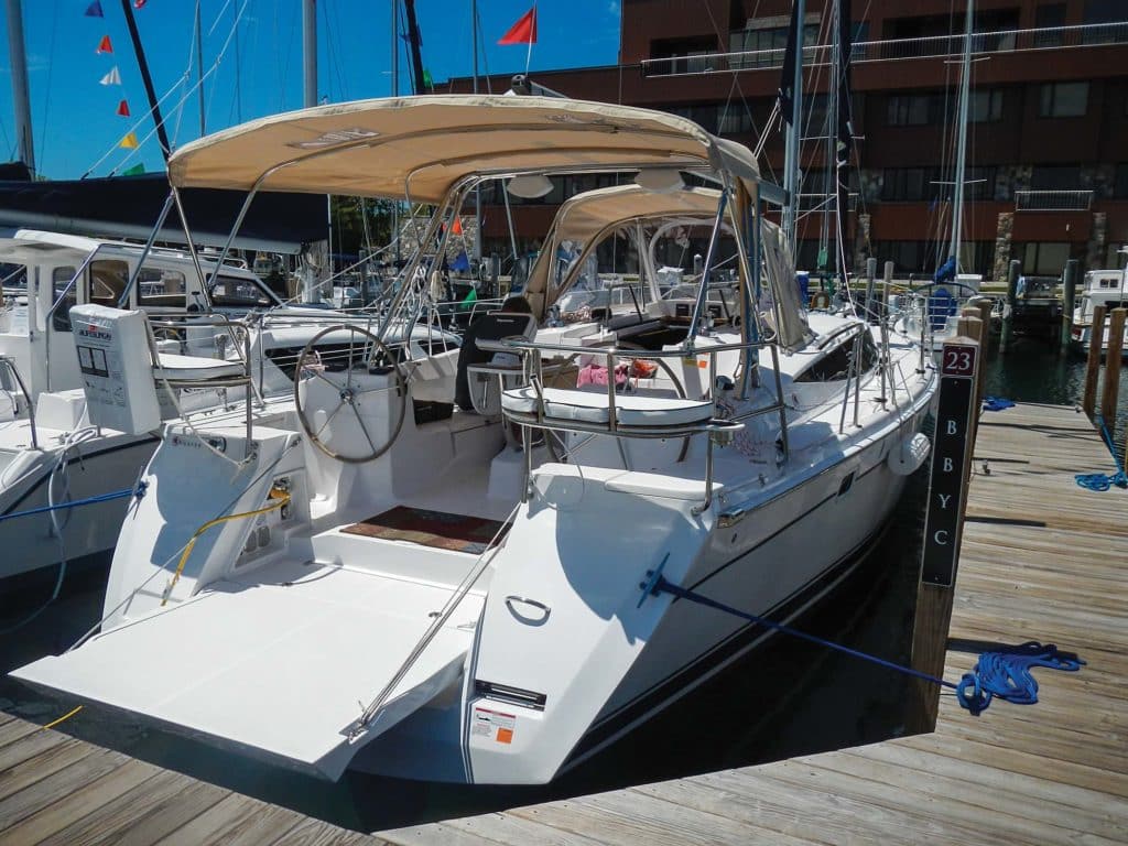 Hunter 40 Starboard Quarter