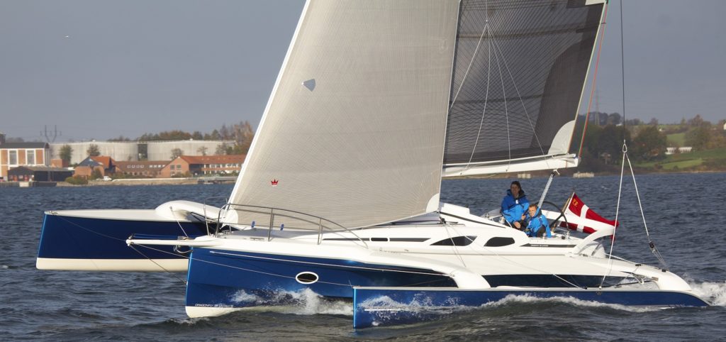 dragonfly 600 trimaran