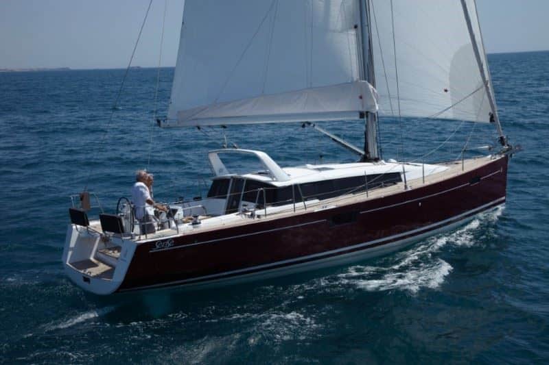 sailboatdata beneteau 43