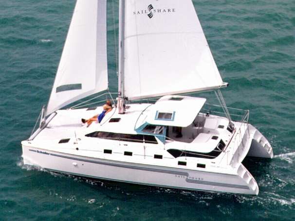 32 ft catamaran