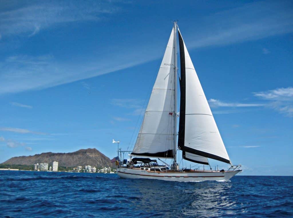 Small World II sails out of Honolulu