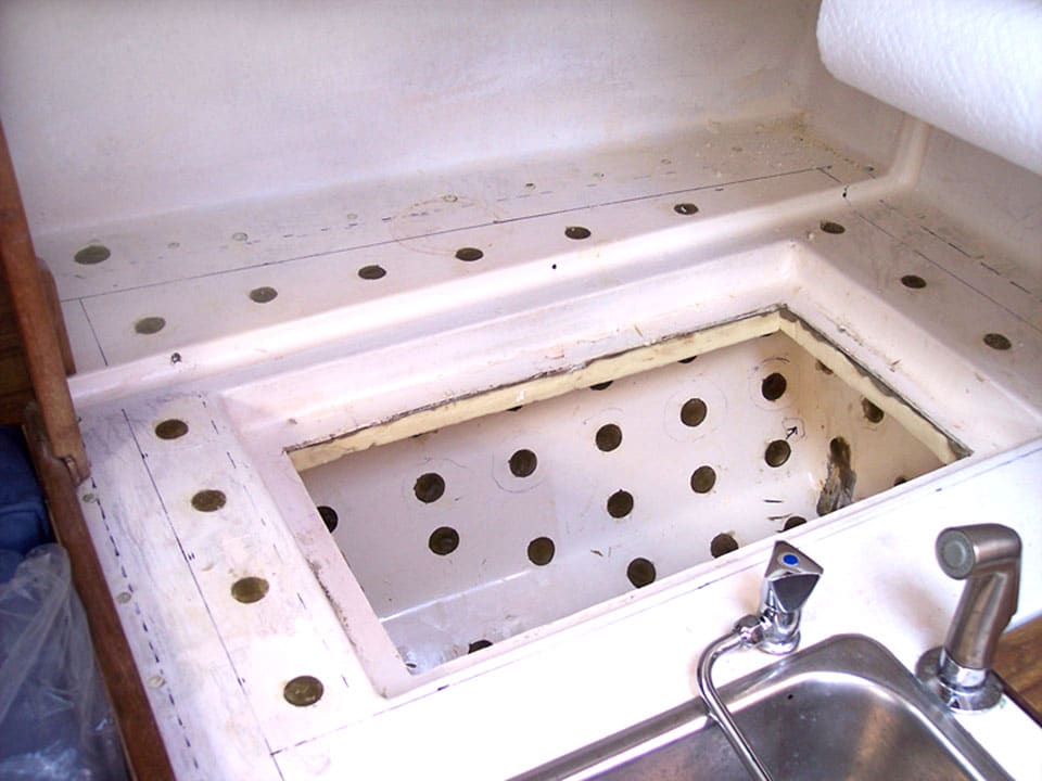 Built in boat shop ice box
