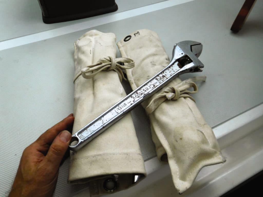 canvas tool rolls