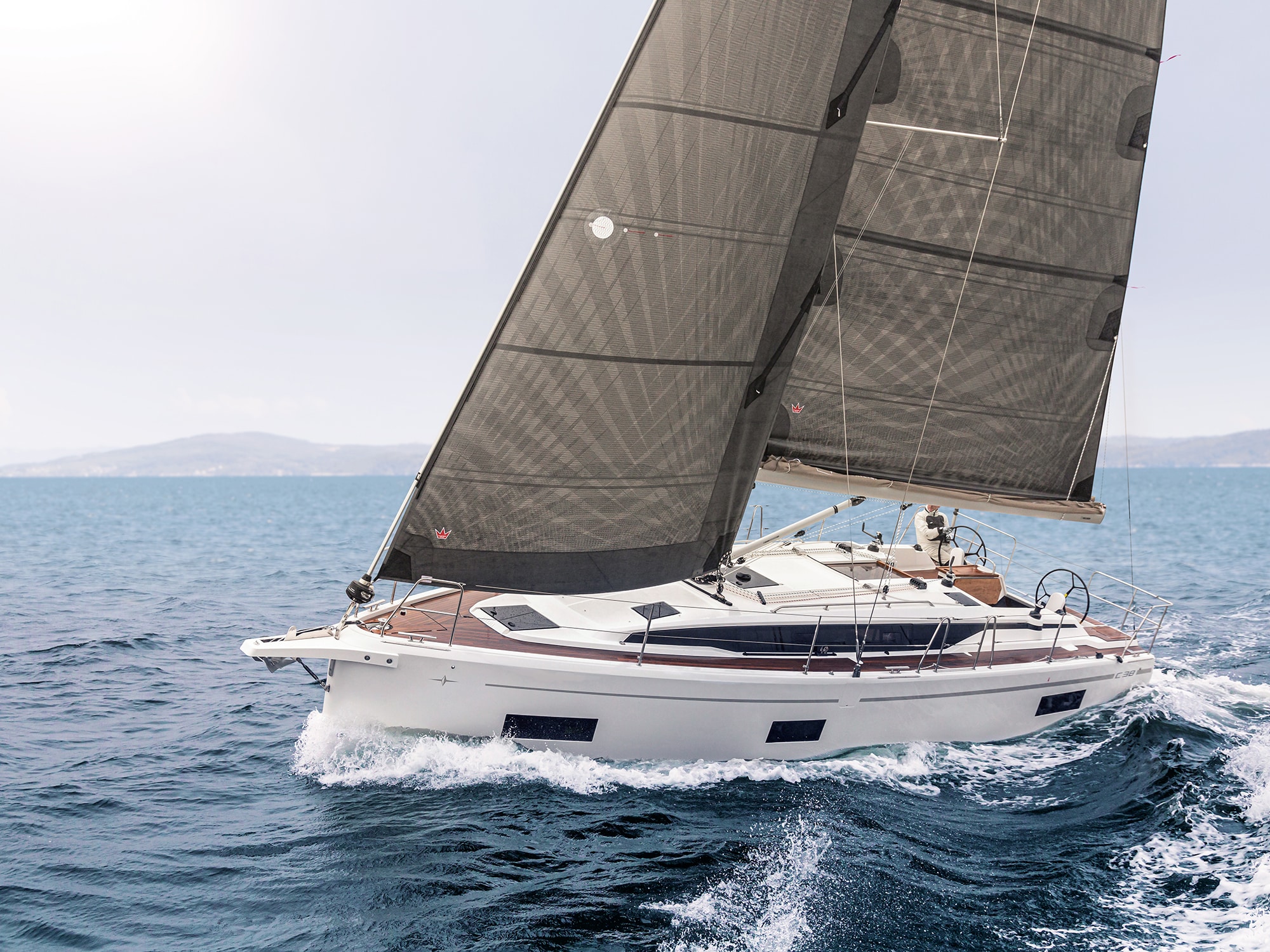 New sailboats shop