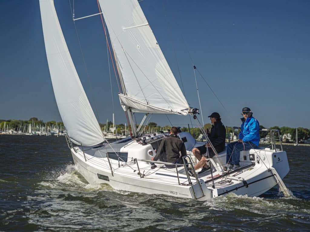 Beneteau First 27