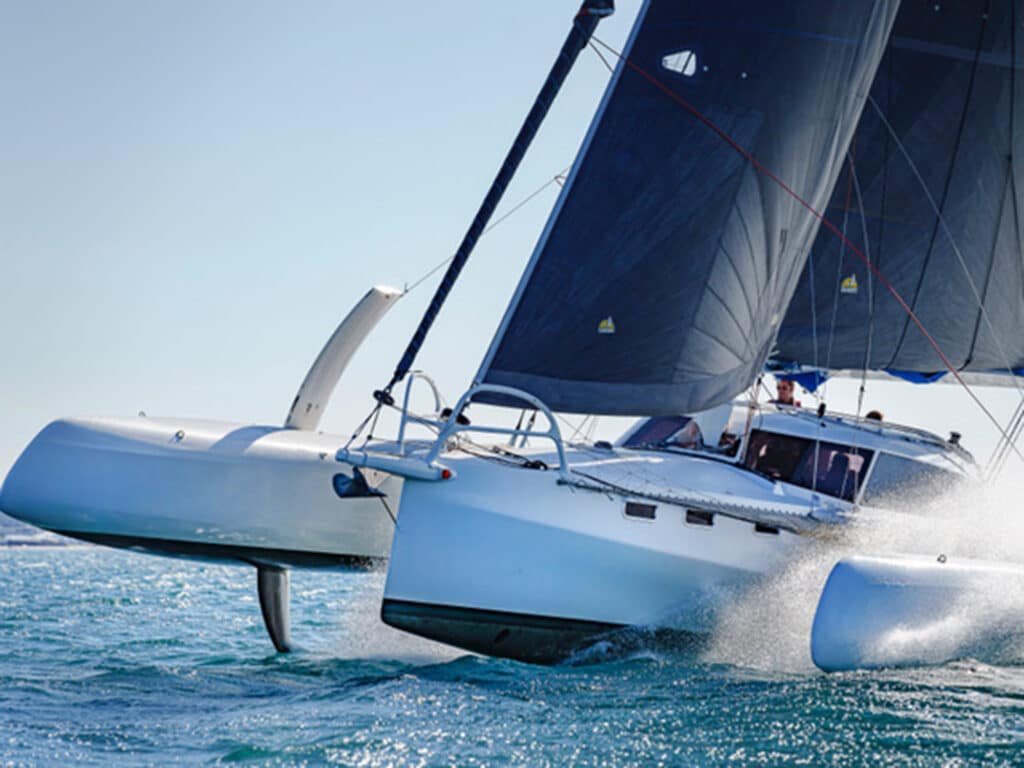 Sailing the RAPIDO-40 trimaran multihull