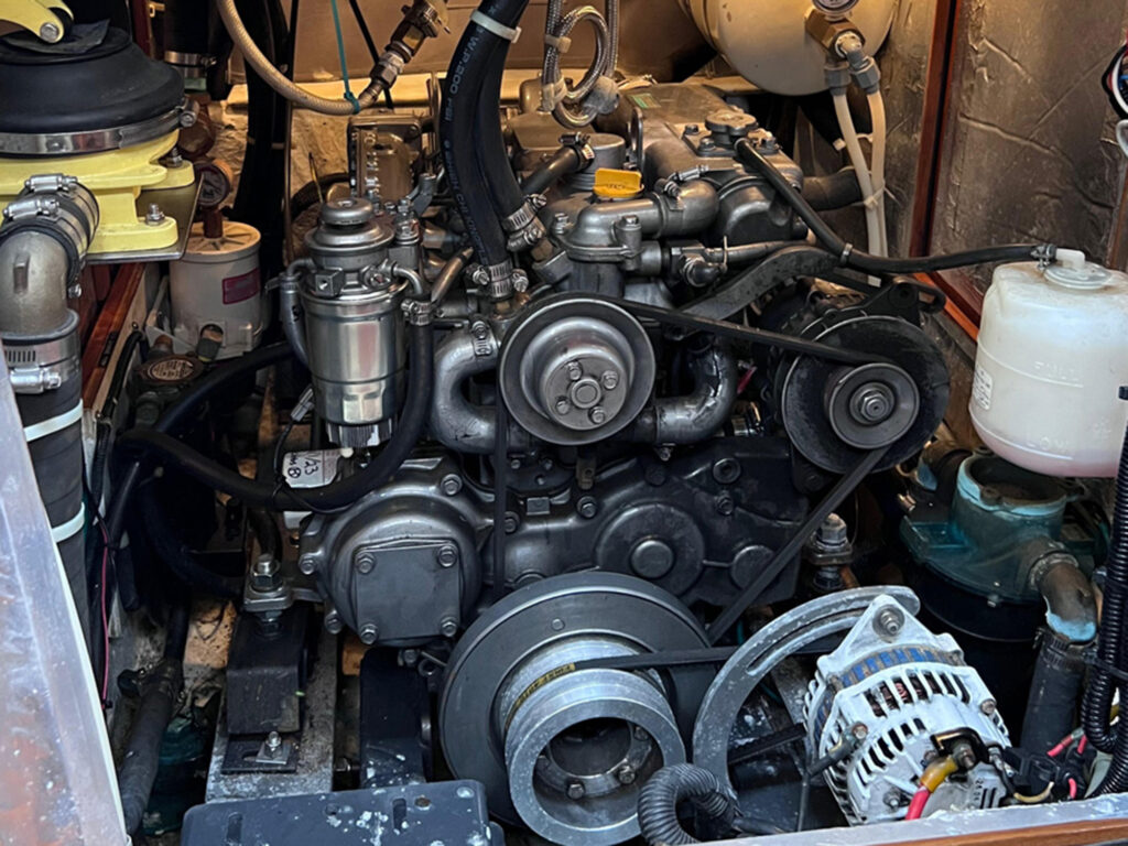 2002 Hylas 46 engine