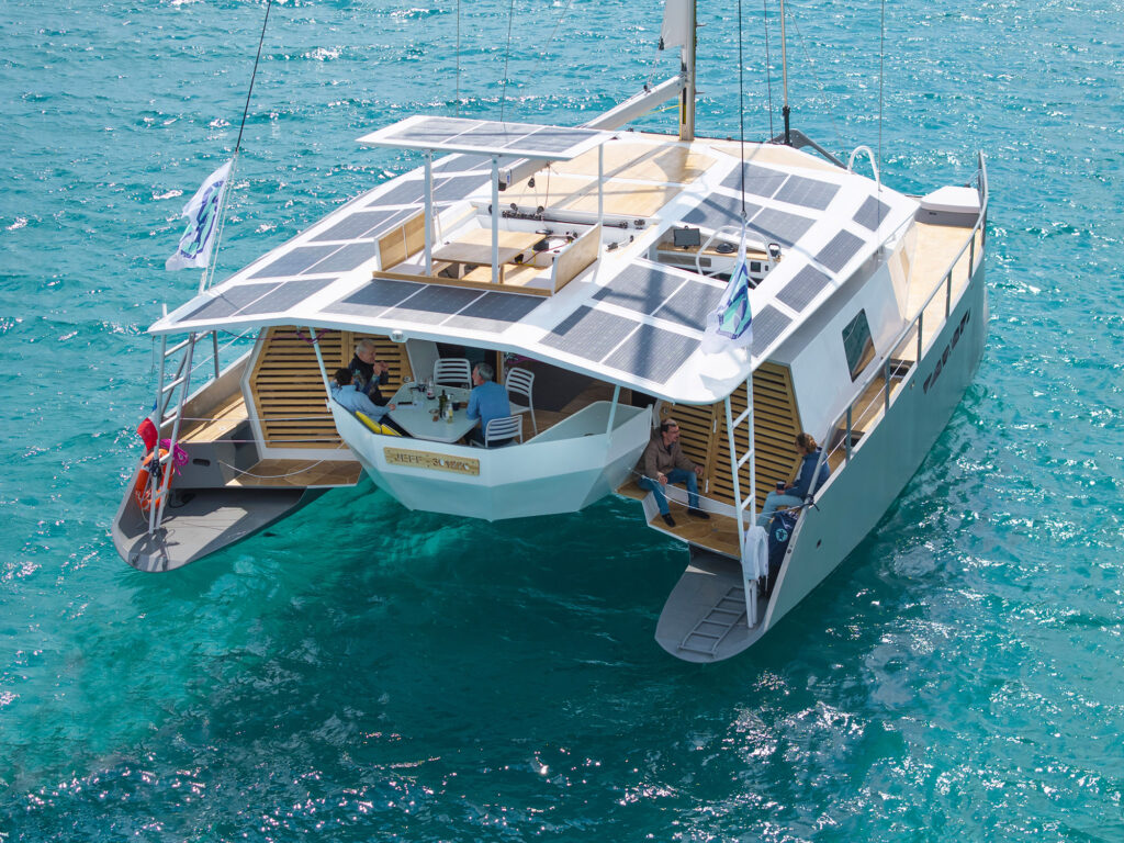 aft view of the Tortue 147