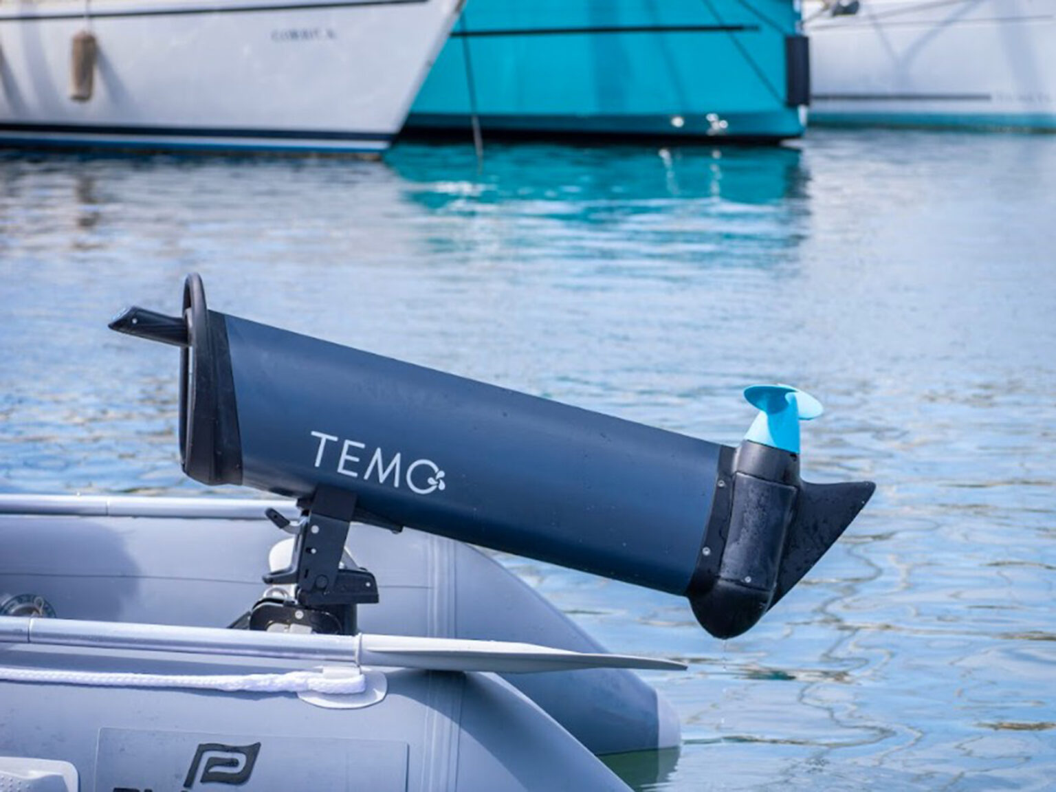 TEMO 1000 electric outboard