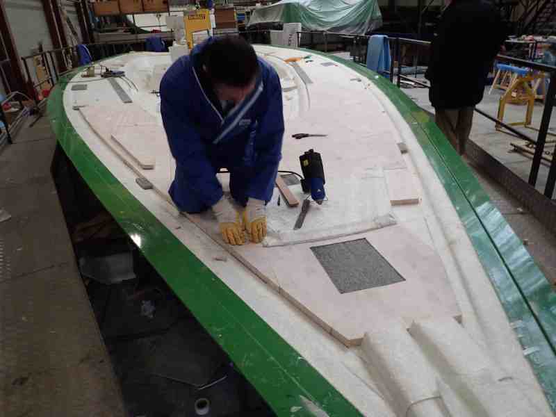 Sailboat balsa core