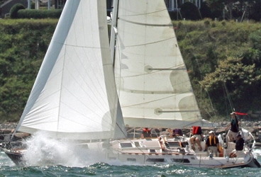 Reader Tip: Transducer Racing off of Martha's Vineyard