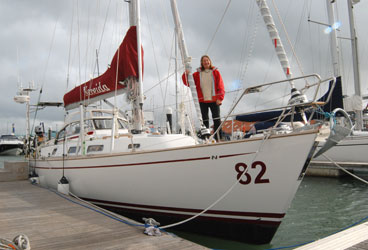 Not one to let life get in the way of her dreams, Jeanne Socrates commissioned a new Najad 380 for her solo journey.