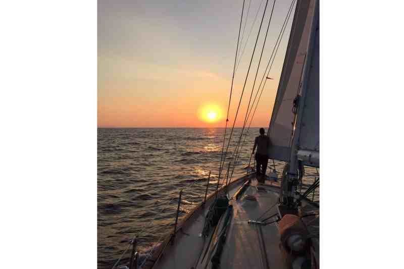Sailing the Sea of Cortez