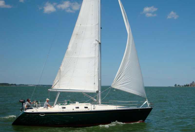 Hunter Legend 37