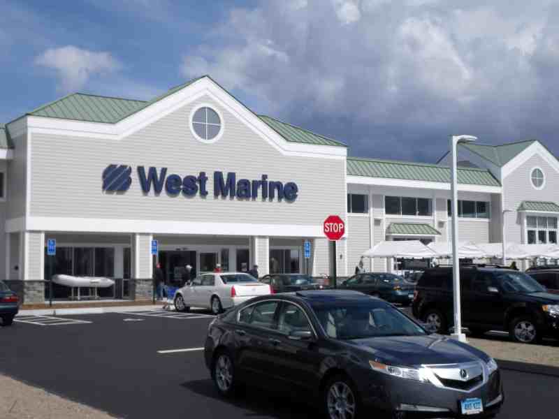 imgp2161.jpg New from the ground up, the latest West Marine Flagship Store to open is located on Boston Post Road in Old Saybrook, Connecticut.