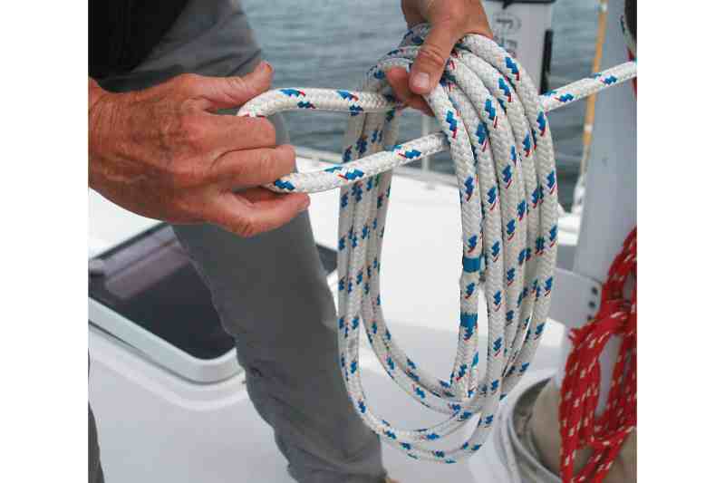How to coil a halyard step 3