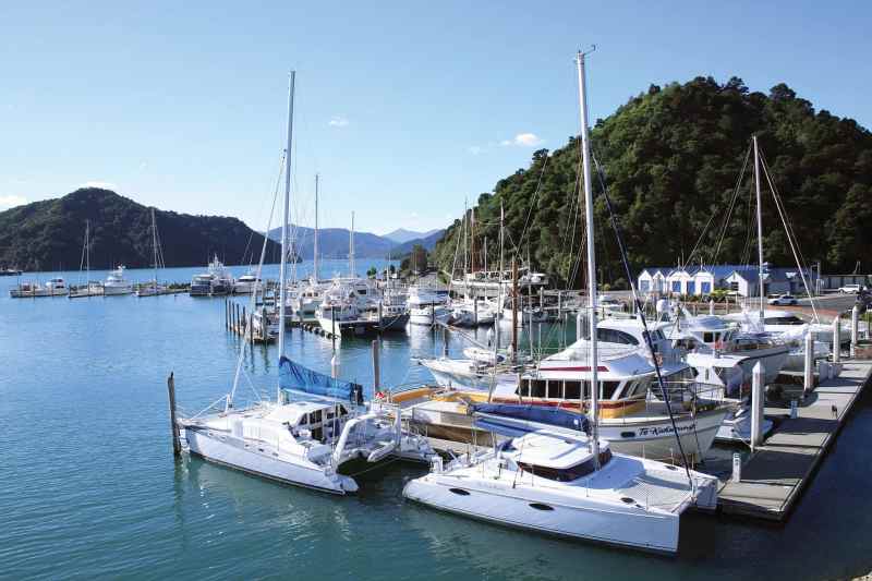 New Zealand small-town marina