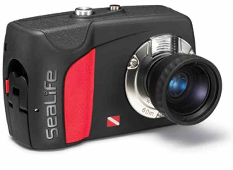 waterproof camera, underwater camera