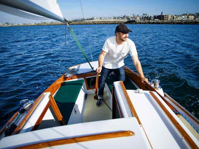 Noob_2-1 sailboat