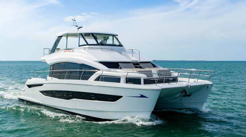 MarineMax 545