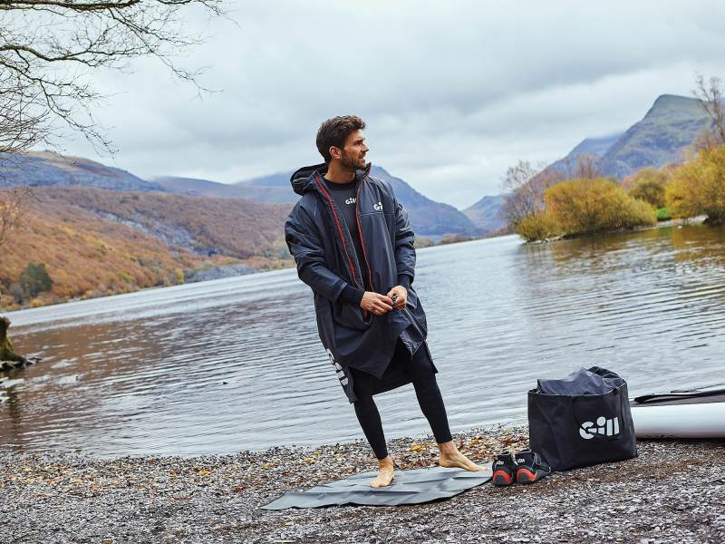Gill_S2_22_AquaParka_Lifestyle_Supporting_7 Gill’s Aqua Parka