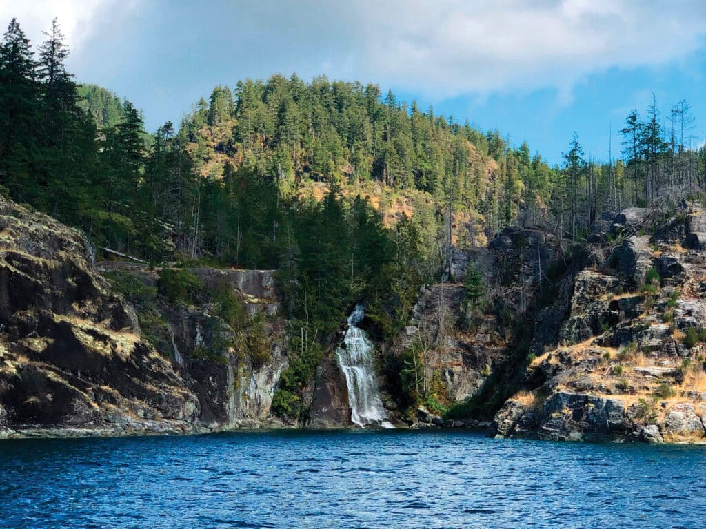 Teakerne Arm Provincial Park