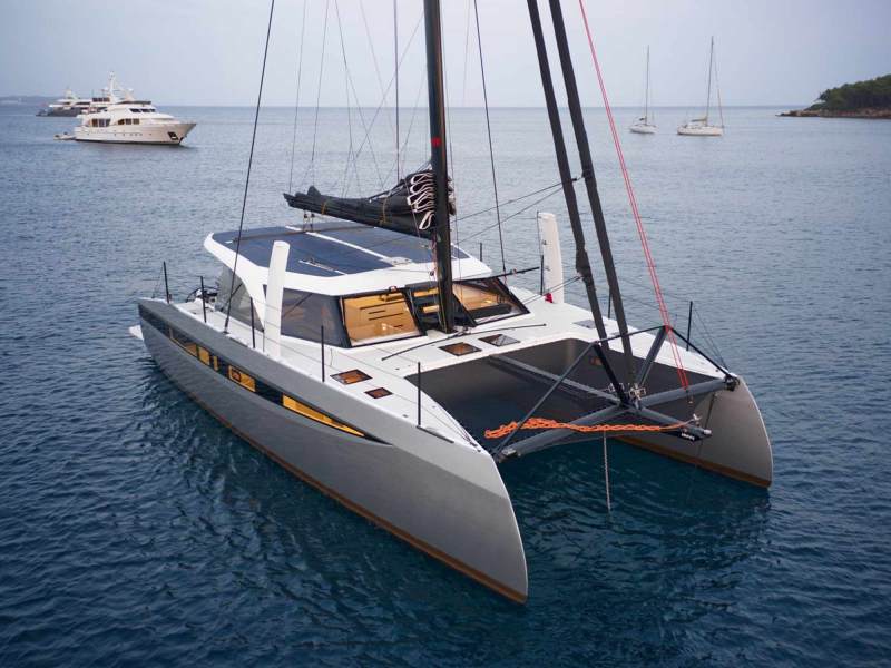 HH44+Drone+Bows+at+Anchor+(w-o+logo) HH44 bluewater catamaran at anchor