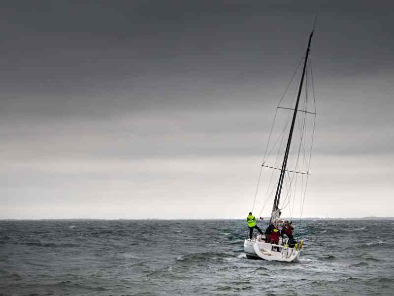 OPENER_Aurelien_AdobeStock_229020434 Sailboat on the ocean
