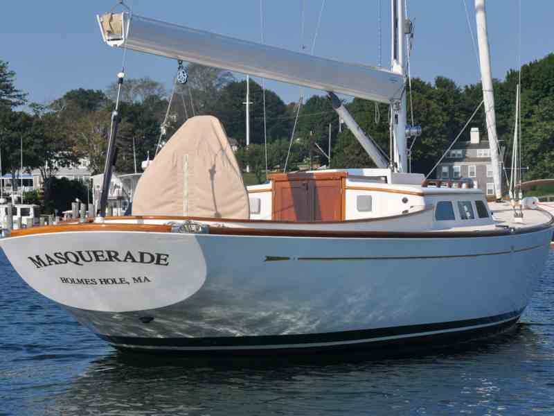 on-mooring-transom Morris M36 transom
