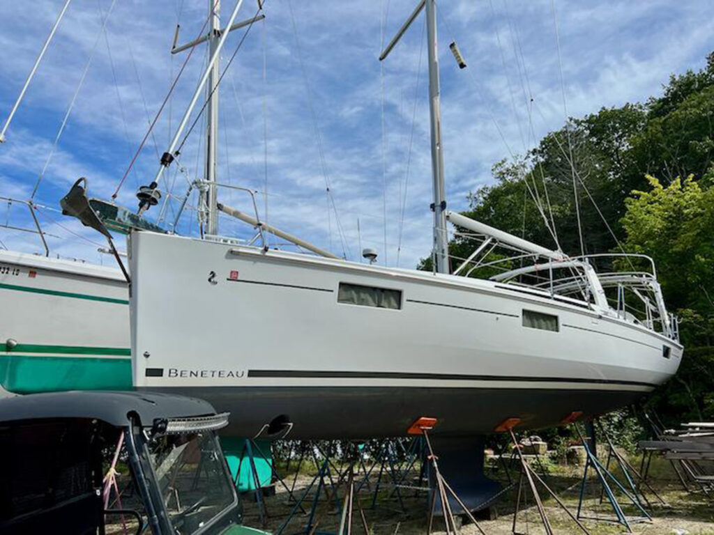 2018 Beneteau Oceanis 41.1 in boat dock