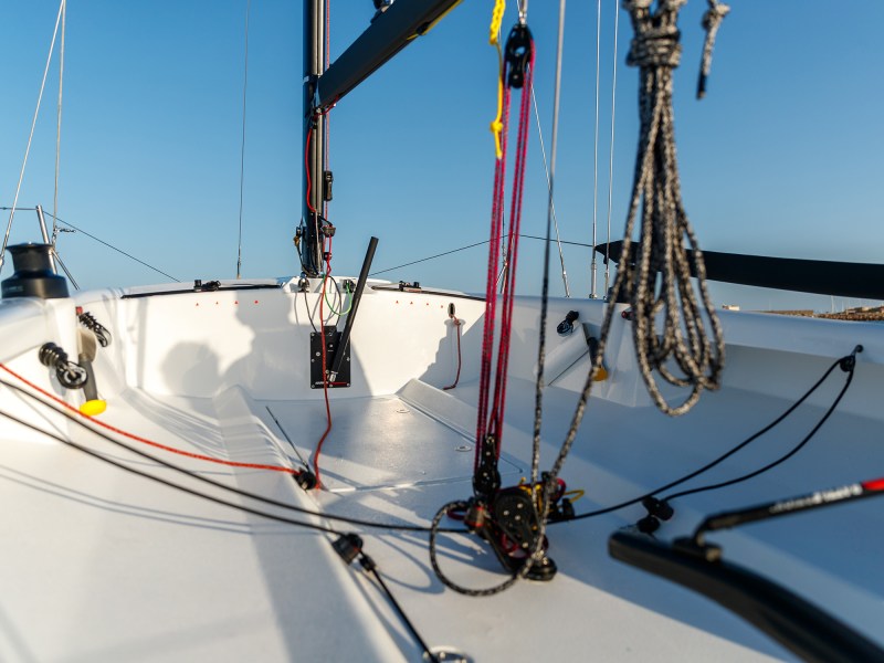Swan 28 deck