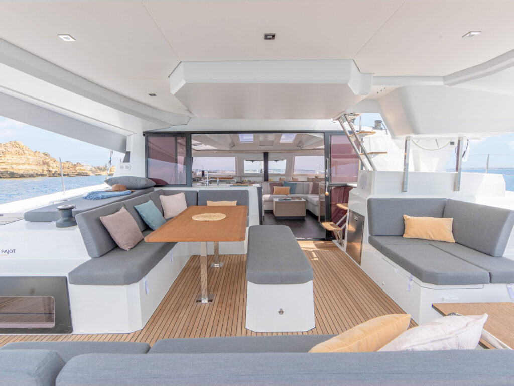 Elba 45 galley