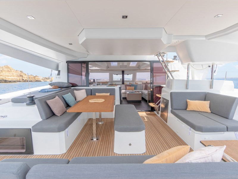 Elba 45 galley