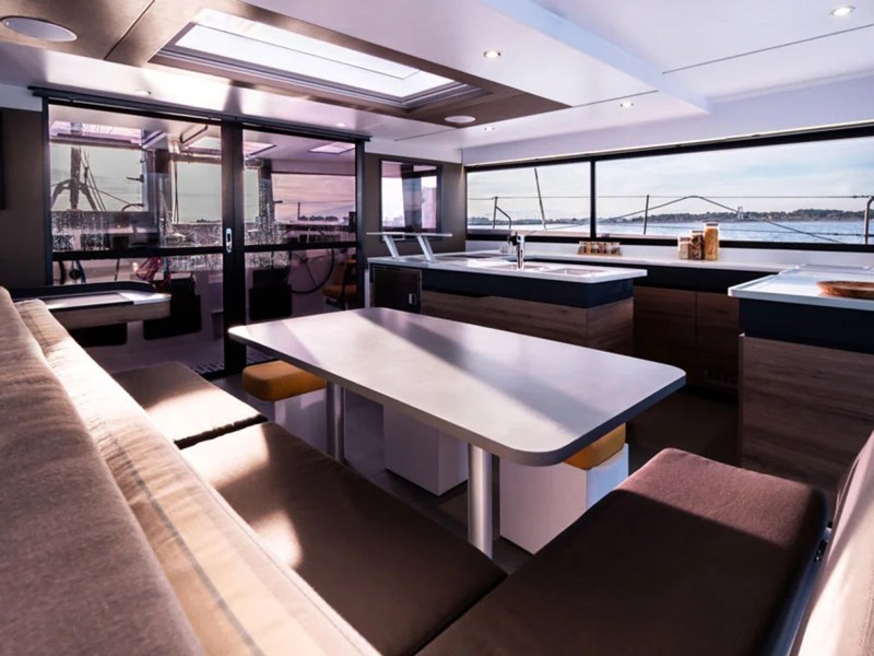 Windelo 54 saloon