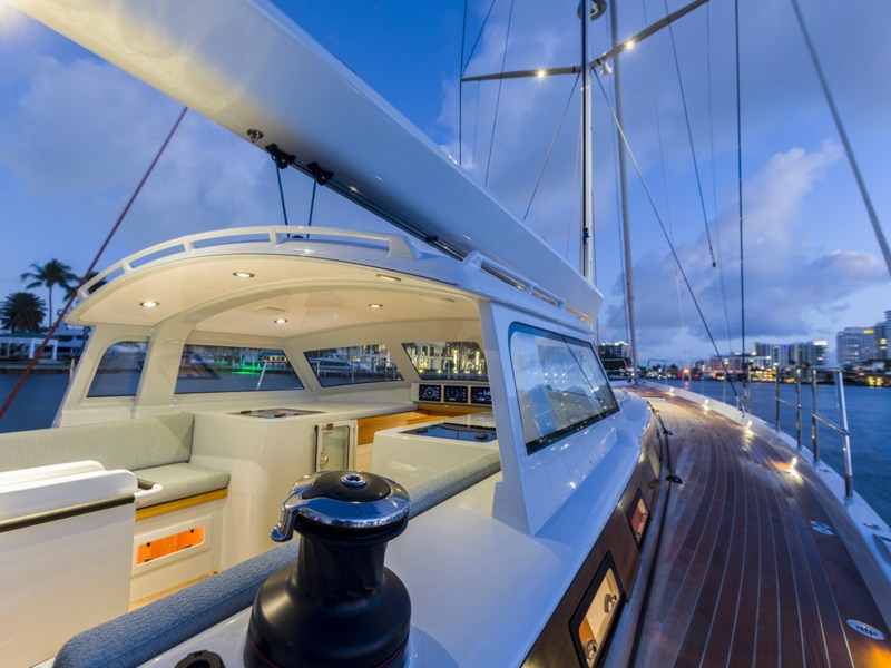 Cirrus deck