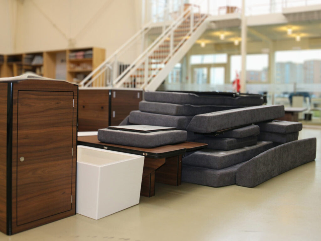 XR41 Race modular interior