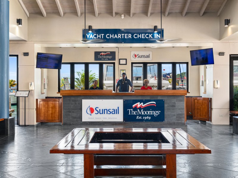 Moorings reception station