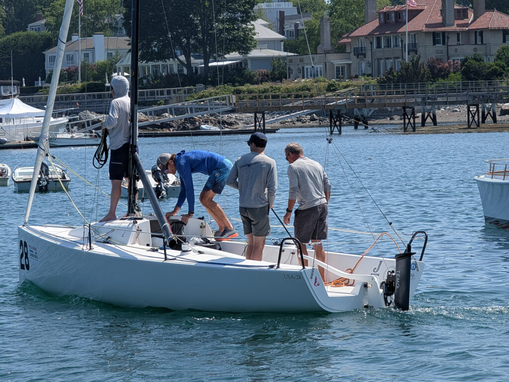 TEMO 1000 on a sailboat