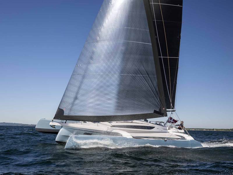 DF36-01.3 Dragonfly 36 trimaran